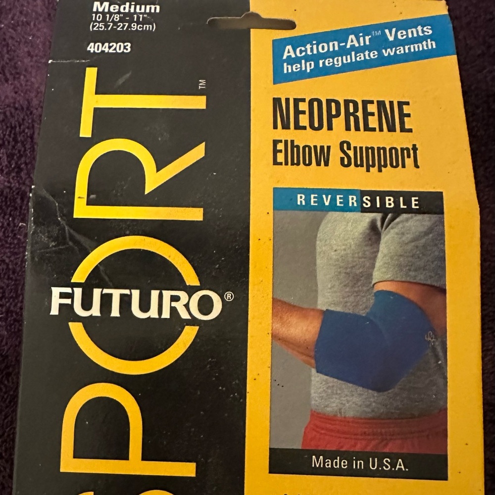 Futuro Neoprene elbow support size medium M 10 inches x 11 inches NEW